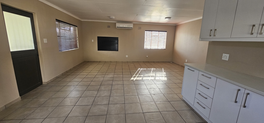2 Bedroom Property for Sale in Hartebeesfontein Western Cape